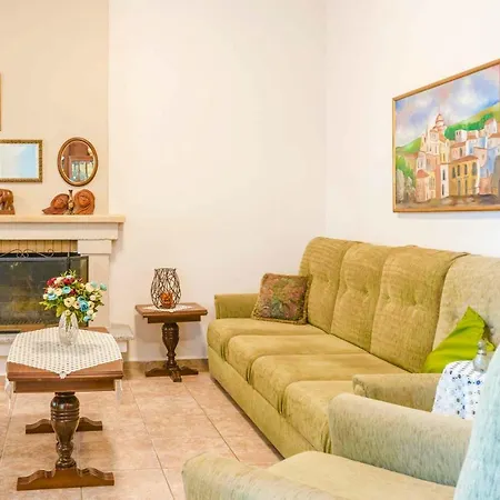 Villa Lygaria *
